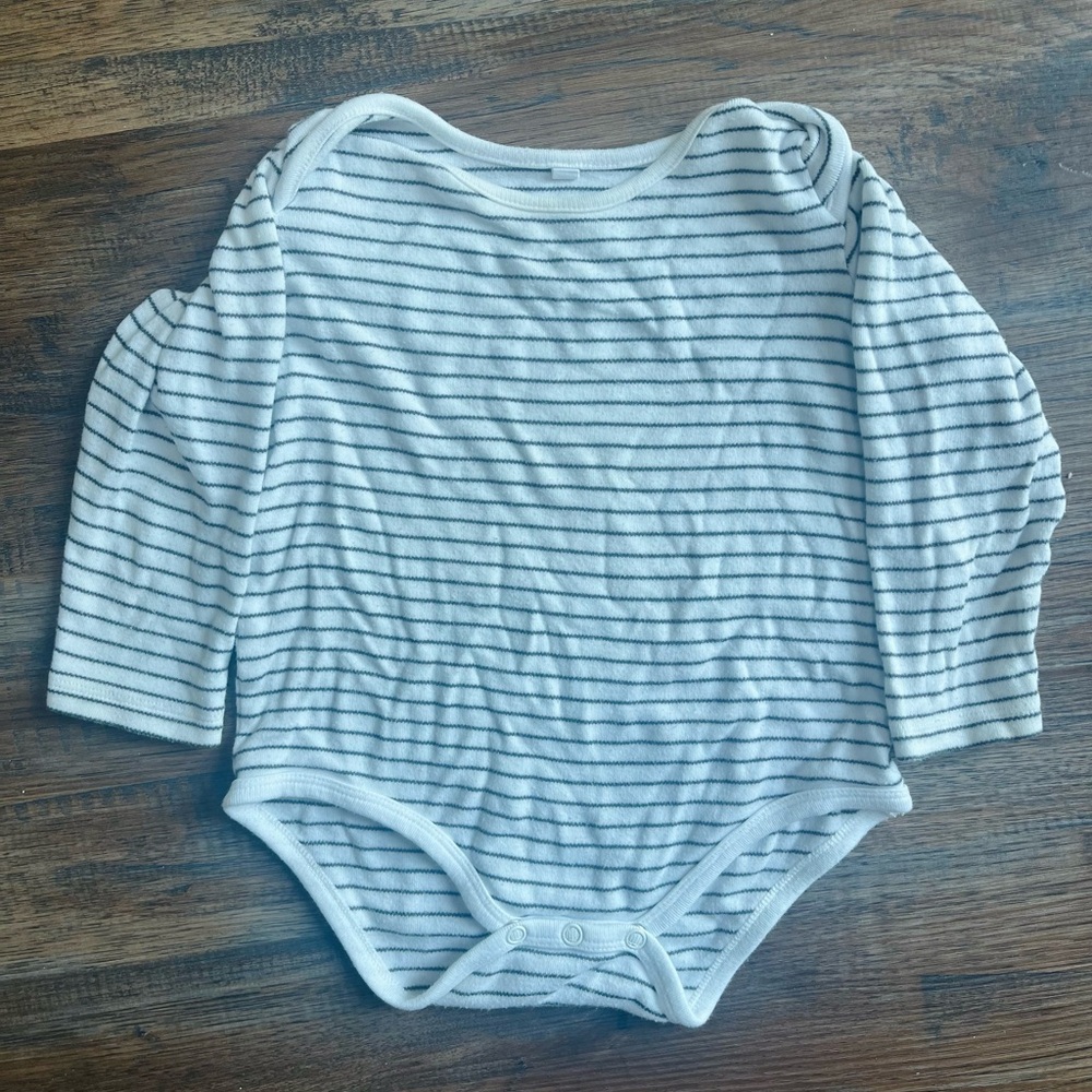 Mori White Grey Stripes Long Sleeve Bodysuit/Onesie, Organic Cotton Bamboo Blend